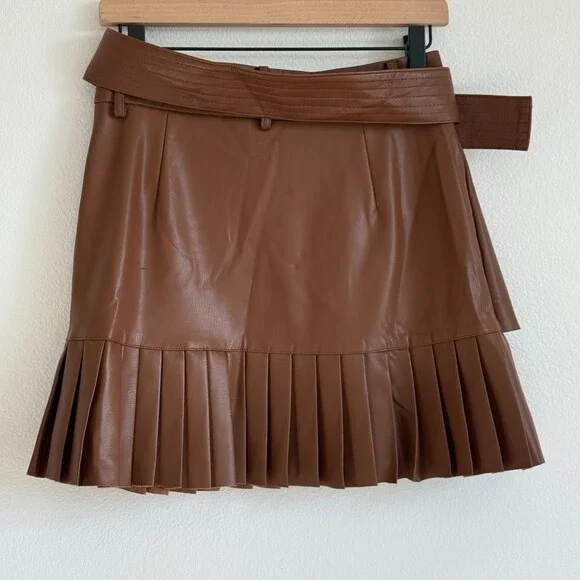 Zara Brown Pleated Leather-Look Mini Skirt with Belt - Picture 6 of 8